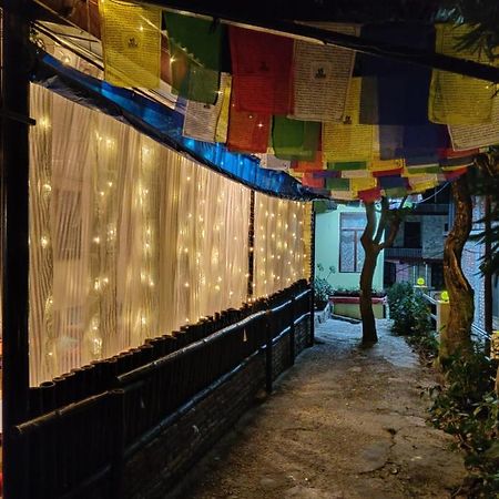 Moustache Mcleodganj Hostel McLeod Ganj Exterior photo
